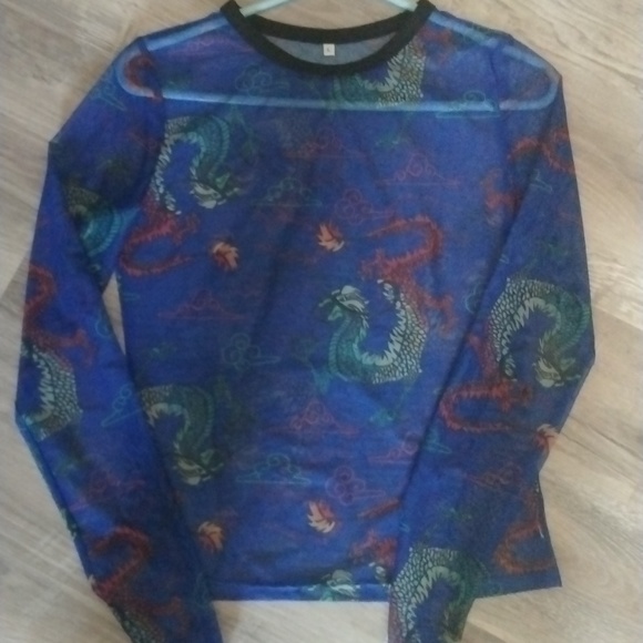 Clothes - Picture 3 of 12